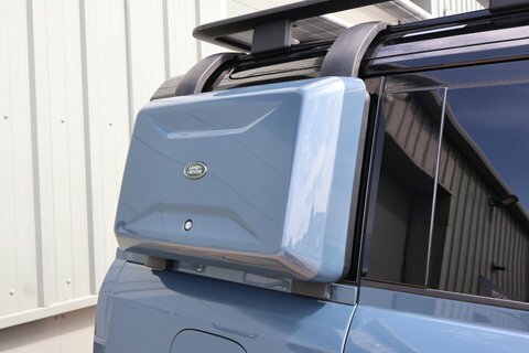 Land Rover Defender 110 D250 S Black #16