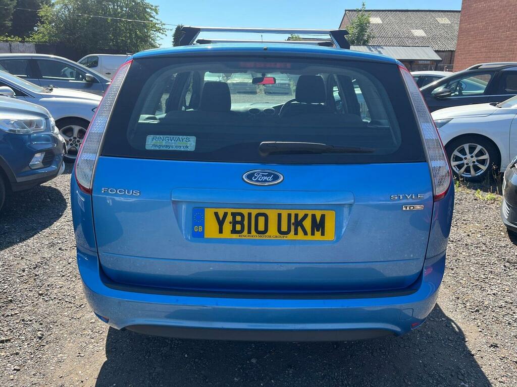 Ford Focus Estate 1.6 Tdci Dpf Style 201010 Blue #5