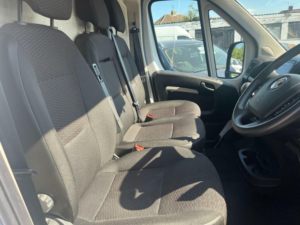 Vauxhall Movano Panel Van White #9