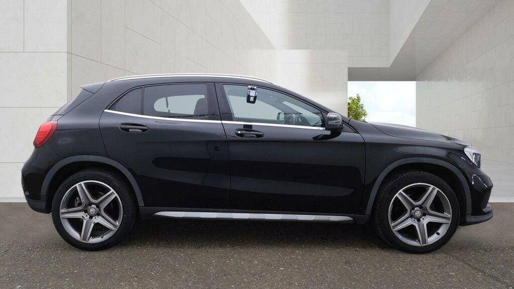 Mercedes-Benz GLA Class 2.1 Gla200d Amg Line 7G-dct Euro 6 Ss Black #5