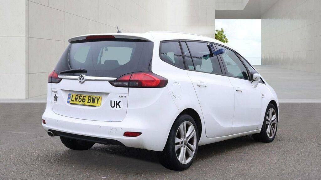 Vauxhall Zafira Tourer Mpv 2.0 Cdti Sri Euro 6 201666 White #2