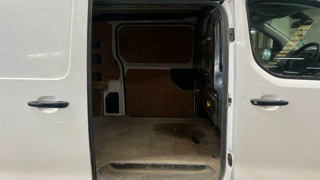 Peugeot Expert Panel Van 2.0 Bluehdi 1400 Professional Compact Pa Red #10