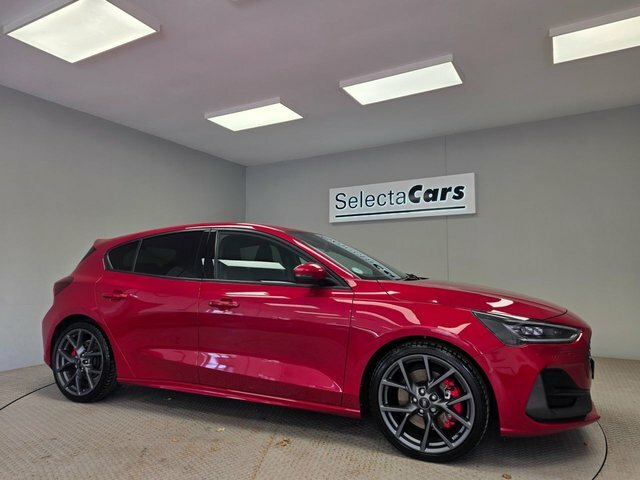 Ford Focus 2.3T Ecoboost St Hatchback Euro Red