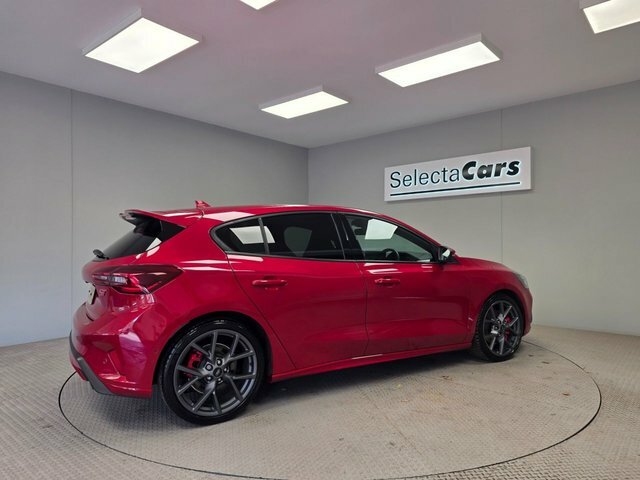 Ford Focus 2.3T Ecoboost St Hatchback Euro HV23MVC Red #6