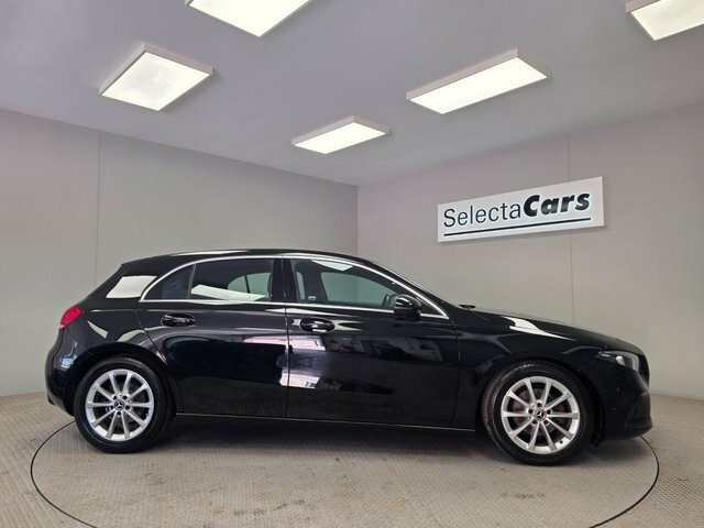 Mercedes-Benz A Class 1.5 A180d Sport Executive Hatchback 7 Black #5