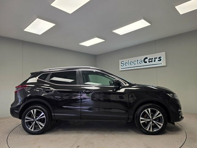 Nissan Qashqai 1.3 Dig-t N-connecta Suv Euro 6 LM70NZR Black #5