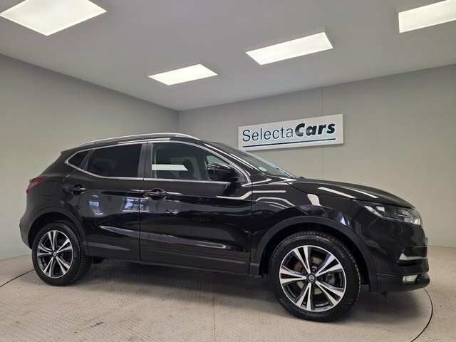 Nissan Qashqai 1.3 Dig-t N-connecta Suv Euro 6 LM70NZR Black #4