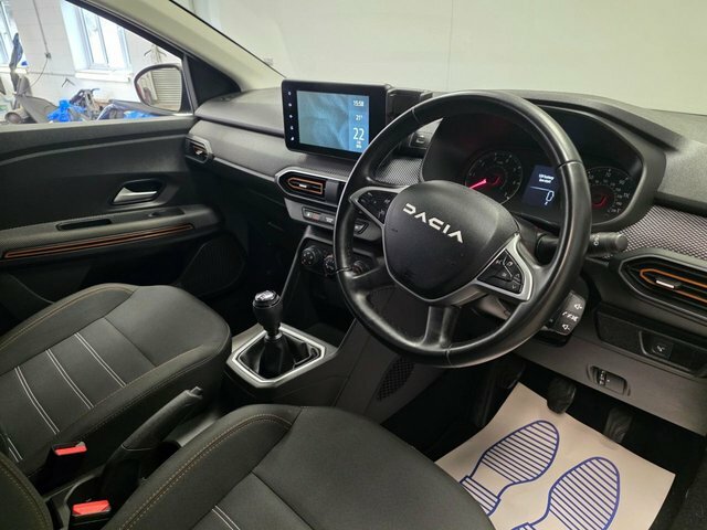 Dacia Sandero Stepway 1.0 Tce Extreme Cvt Green #27