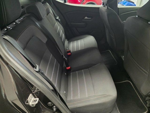 Dacia Sandero Stepway 1.0 Tce Extreme Cvt Green #28