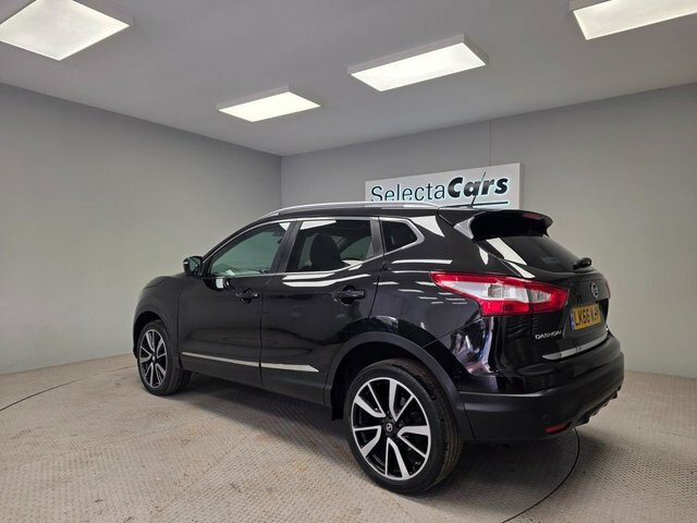 Nissan Qashqai 1.6 Dig-t Tekna Suv 2Wd Euro 6 Black #2