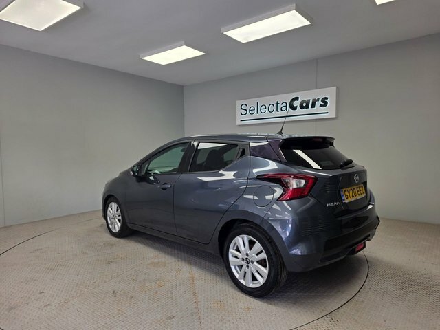 Nissan Micra Tekna Silver #8