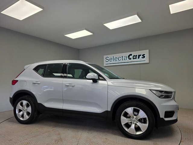 Volvo XC40 1.5 T3 Momentum Suv Euro 6 S S Silver