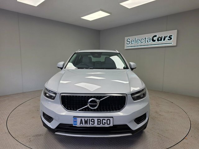 Volvo XC40 1.5 T3 Momentum Suv Euro 6 S S Silver #3