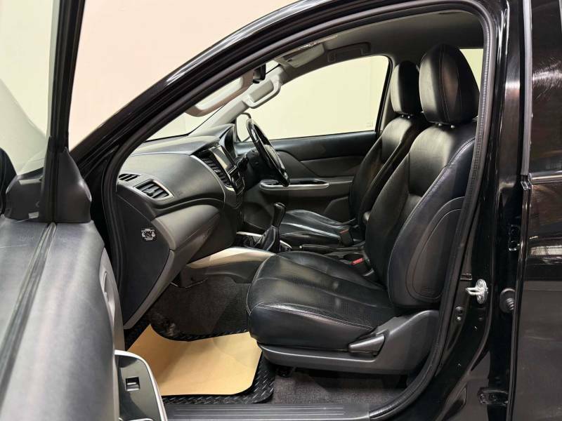 Mitsubishi L200 2.4 L200 Warrior Di-d 4Wd - 2018 18 Black #5