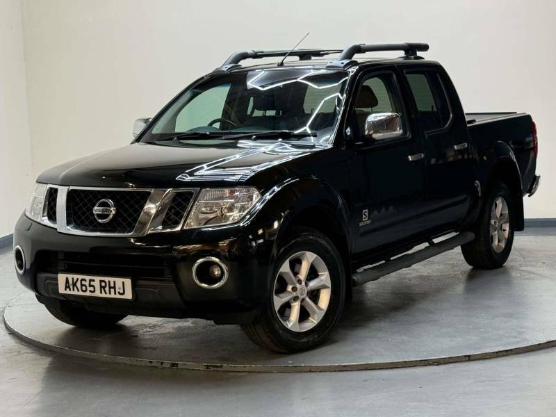 Nissan Navara 2.5 Dci Salomon 4Wd Euro 5 - 2015 65 Black #2