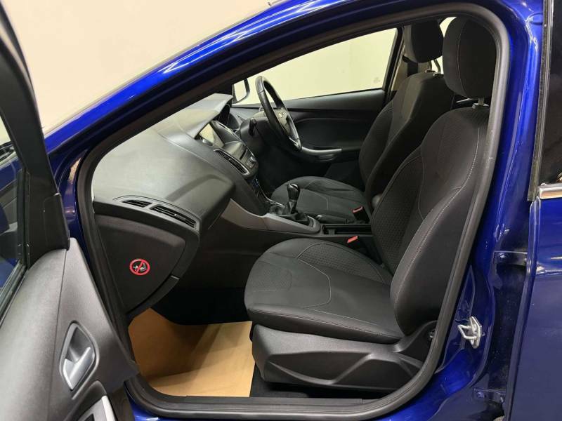 Ford Focus 1.0 Focus Zetec - 2016 65 KV65VAD Blue #4