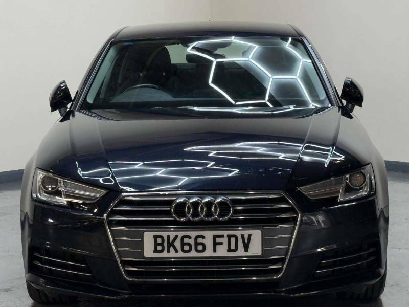 Audi A4 Saloon Grey #7