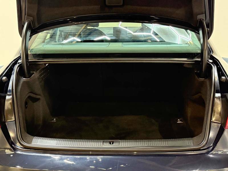 Audi A4 Saloon Grey #9
