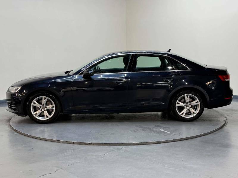 Audi A4 Saloon Grey #25