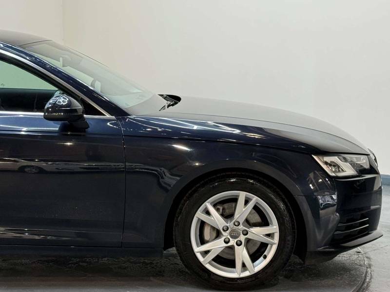 Audi A4 Saloon Grey #36