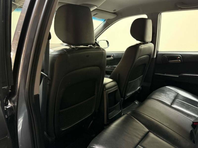 SsangYong Musso Ex Auto White #26
