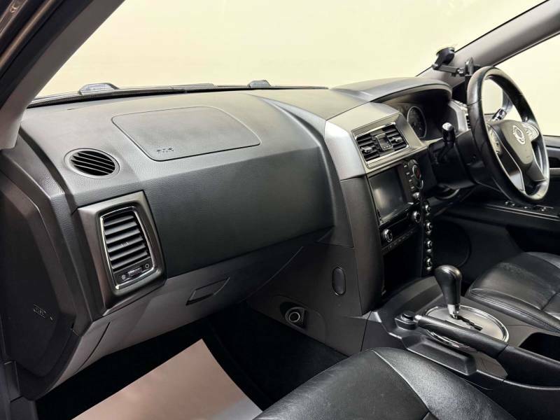 SsangYong Musso Ex Auto White #25