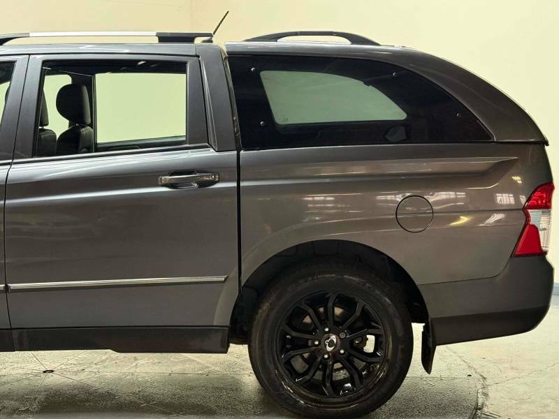 SsangYong Musso Ex Auto White #39