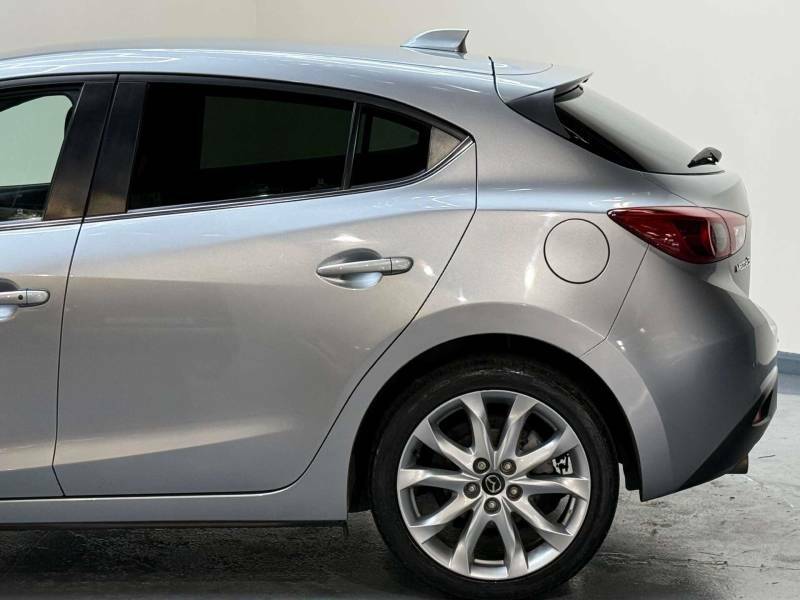 Mazda 3 1.6 Tamura Euro 5 White #42