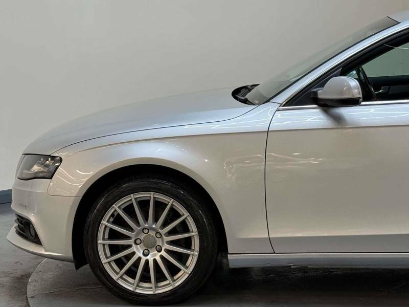 Audi A4 Saloon 2.0 Tdi Black Edition Euro 5 Ss 201 White #18