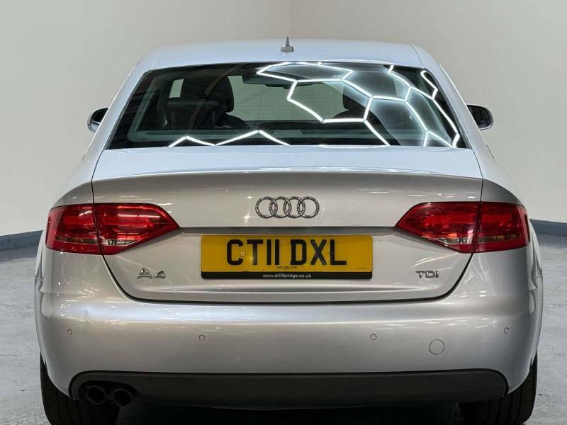 Audi A4 Saloon 2.0 Tdi Black Edition Euro 5 Ss 201 White #15