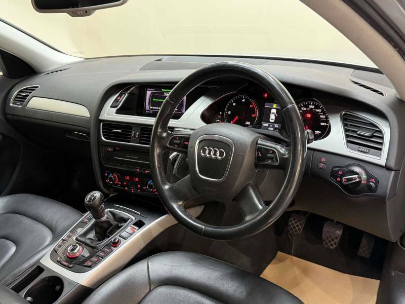 Audi A4 Saloon 2.0 Tdi Black Edition Euro 5 Ss 201 White #85