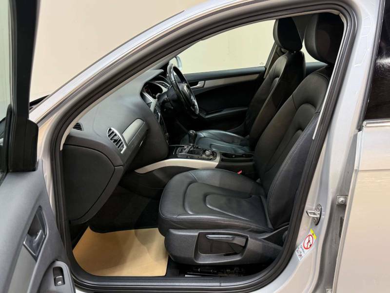 Audi A4 Saloon 2.0 Tdi Black Edition Euro 5 Ss 201 White #92