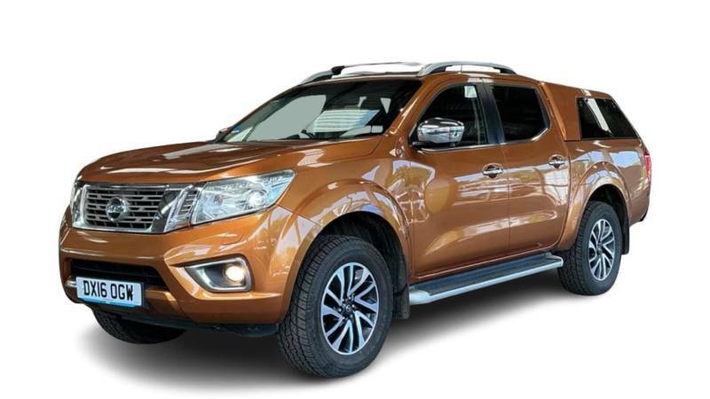Nissan Navara 2.3 Np300 Navara Tekna Dci 4Wd Yellow #2
