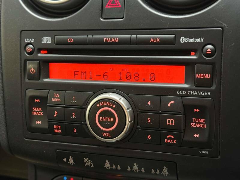 Nissan Qashqai Hatchback Red #18