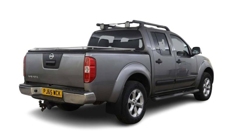Nissan Navara 2.5 Navara Tekna Dci 4Wd Grey #3