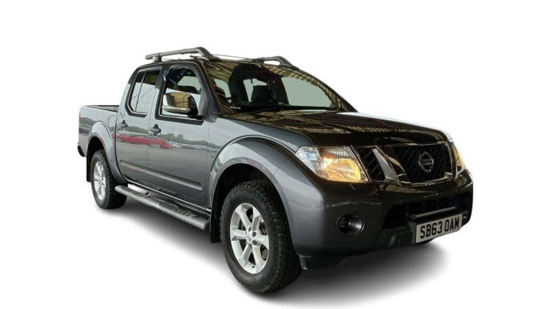 Nissan Navara 2.5 Navara Tekna Dci 4Wd Grey