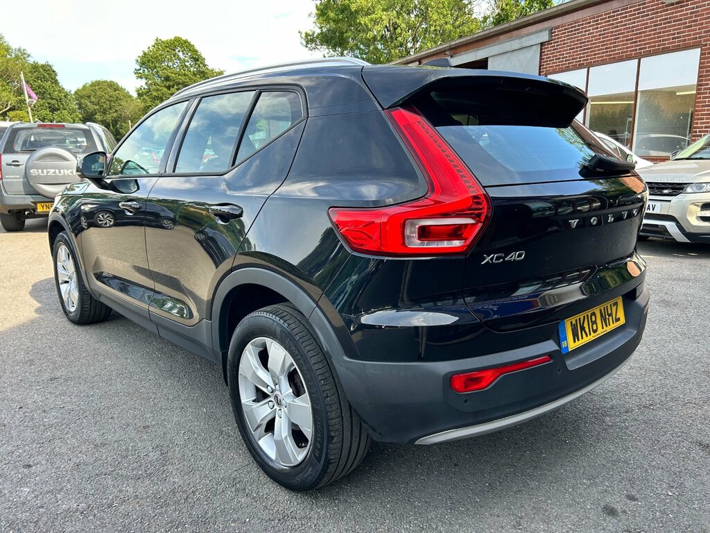 Volvo XC40 1.5 T3 Momentum Suv Euro 6 Ss Black #6