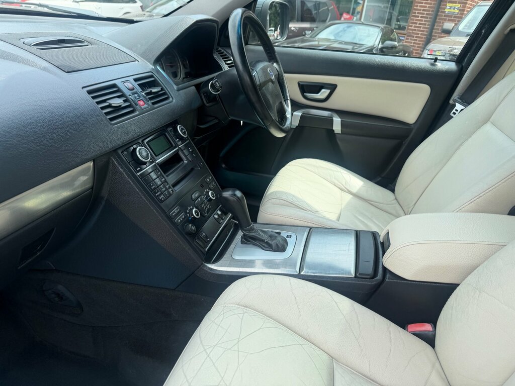 Volvo XC90 2.4 D5 Se Awd Silver #33