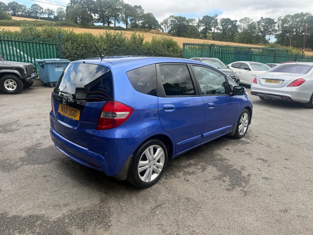 Honda Jazz 1.3 I-vtec Es 98 Bhp Blue #8