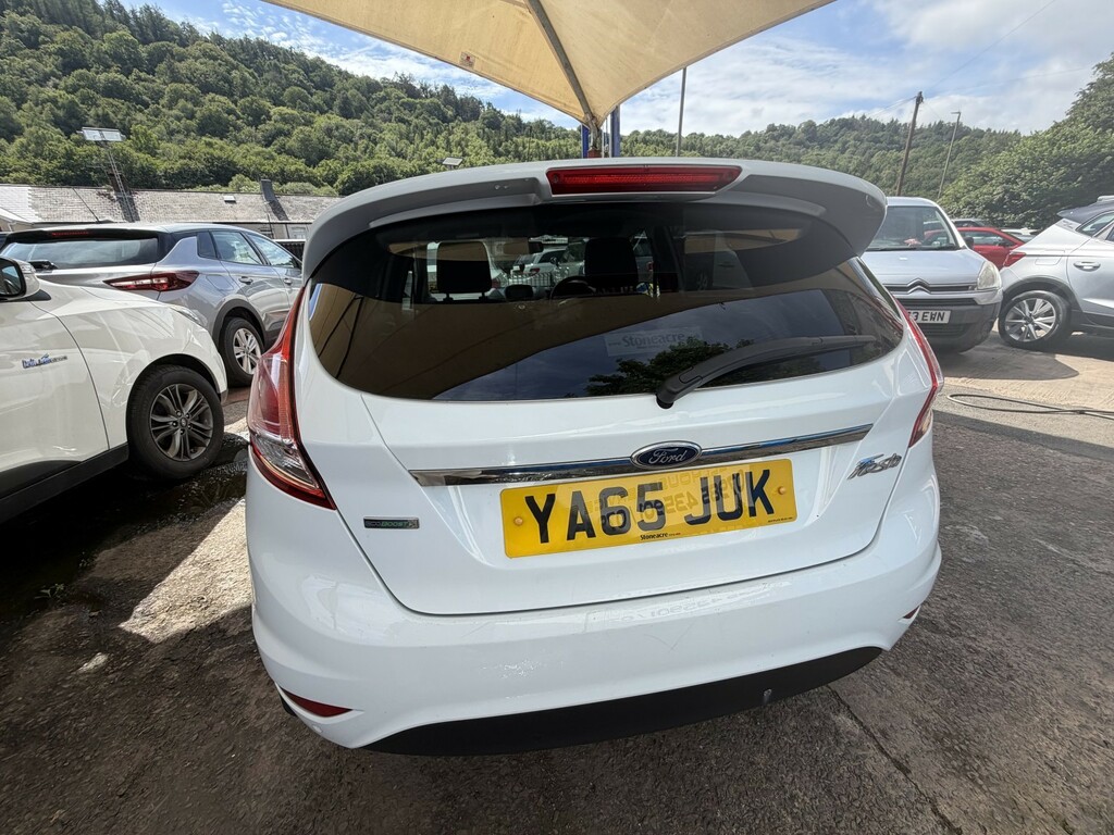 Ford Fiesta Hatchback 1.0 T Ecoboost Titanium 201565 White #5