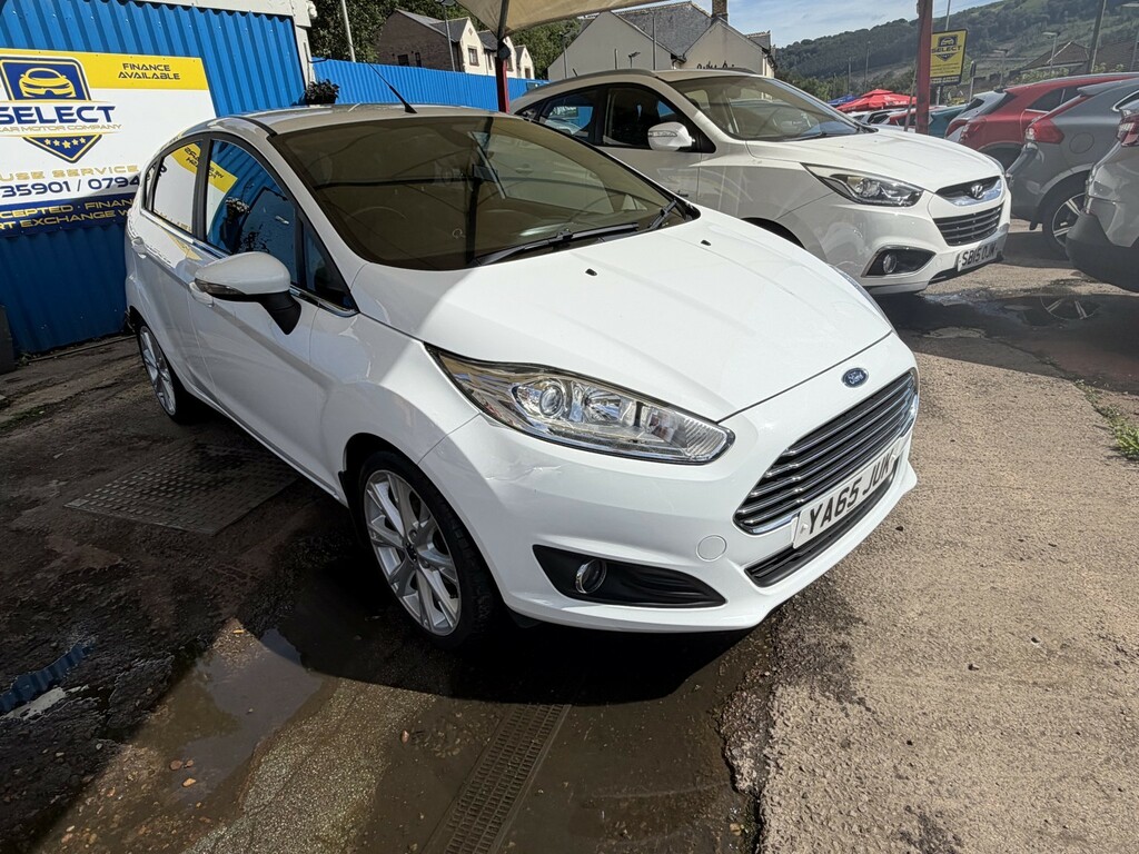 Ford Fiesta Hatchback 1.0 T Ecoboost Titanium 201565 White