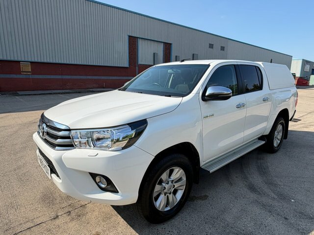 Toyota HILUX D-4d Icon Pickup Double White #2