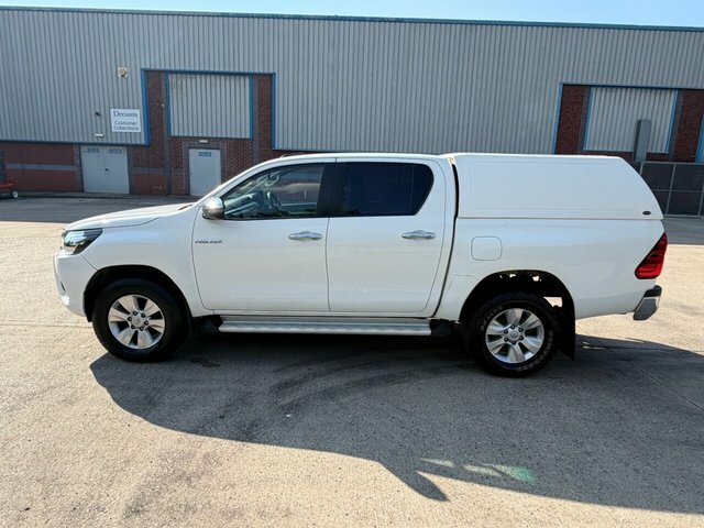 Toyota HILUX D-4d Icon Pickup Double White #6