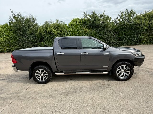 Toyota HILUX D-4d Invincible Pickup Double Grey #5