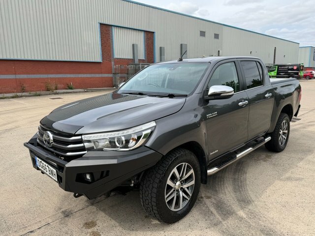 Toyota HILUX D-4d Invincible Pickup Double Grey #2