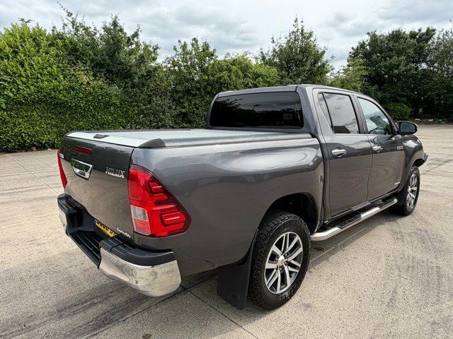Toyota HILUX D-4d Invincible Pickup Double Grey #3