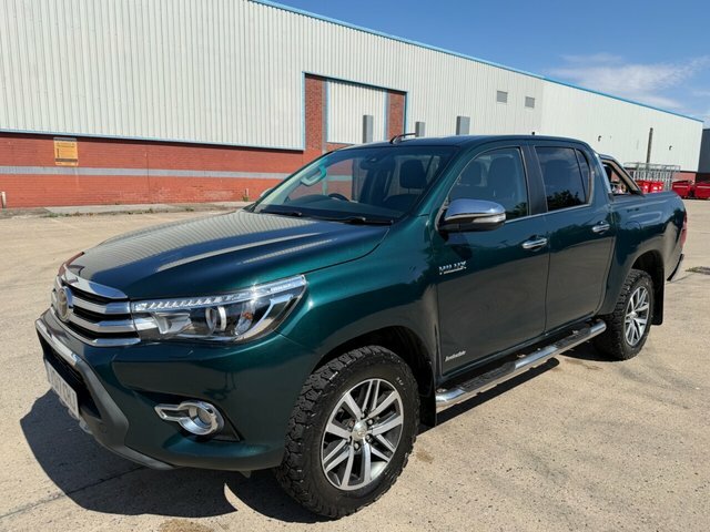 Toyota HILUX D-4d Invincible Pickup Double Green #2