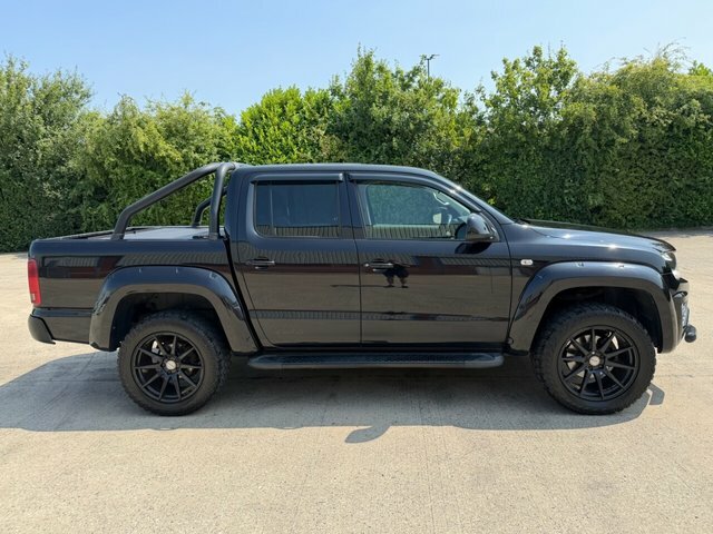 Volkswagen Amarok Tdi V6 Bluemotion Tech Black #5