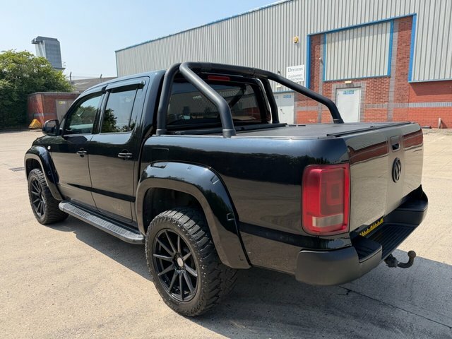 Volkswagen Amarok Tdi V6 Bluemotion Tech Black #4