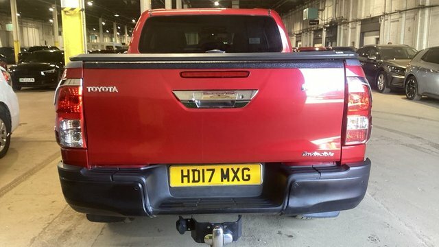 Toyota HILUX Pickup 2.4 D-4d Invincible X 4Wd Euro 6 Grey #8